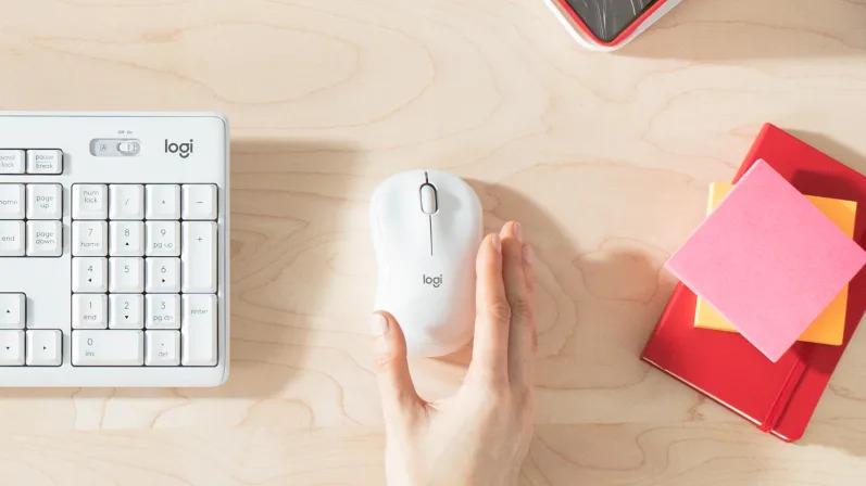 Logitech M221 Sessiz Kablosuz Optik Siyah Mouse 1000DPI